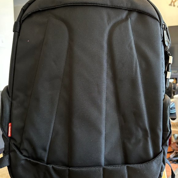 Manfrotto Black Veloce V Camera/Laptop Backpack - Picture 1 of 7